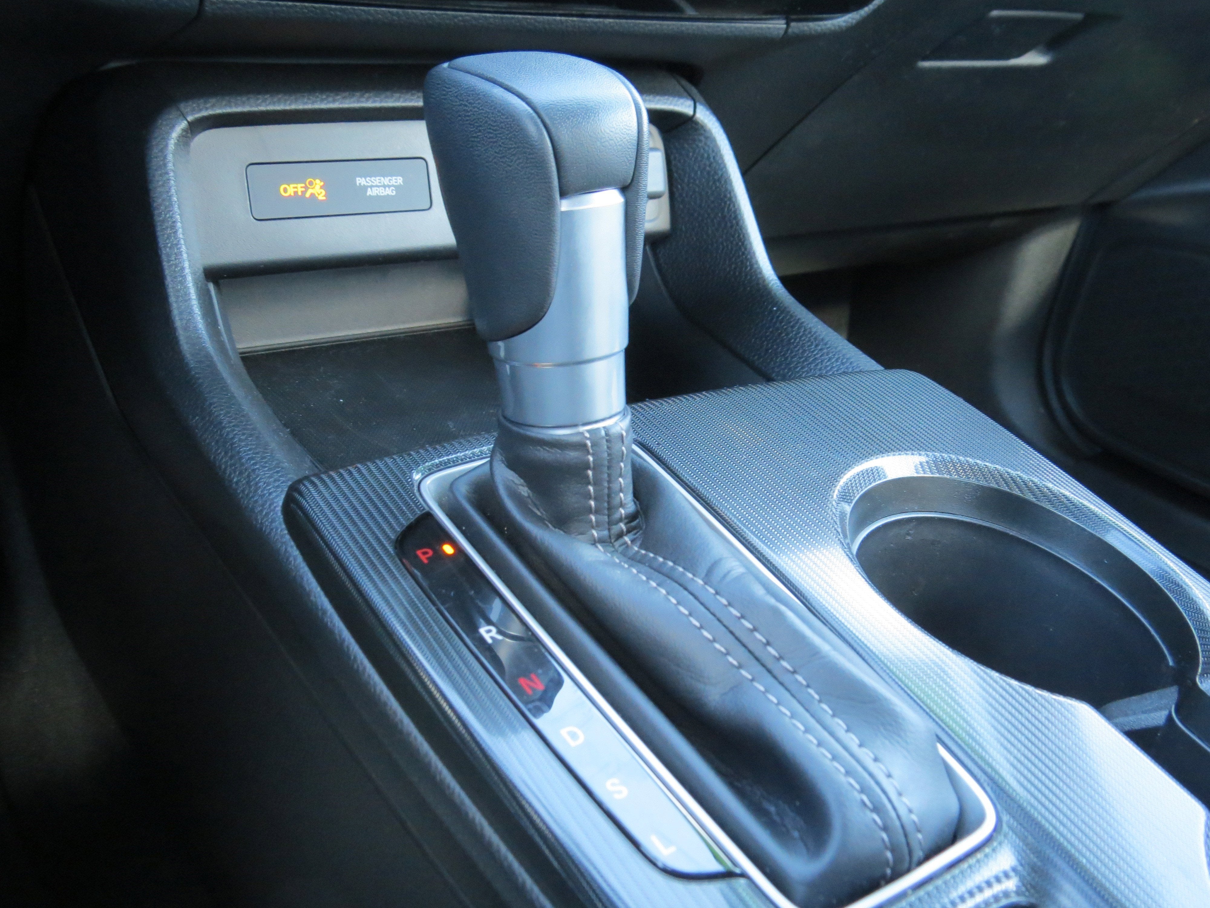 2024 Honda Civic Hatchback EX-L