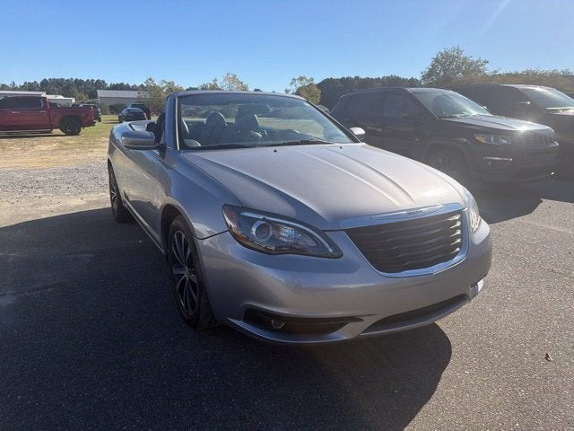 2014 Chrysler 200 S