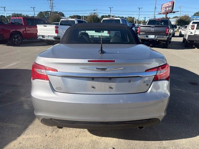 2014 Chrysler 200 S