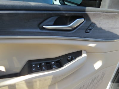 2023 Jeep Grand Cherokee Limited 4x2