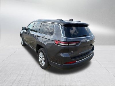 2023 Jeep Grand Cherokee L Laredo 4x2