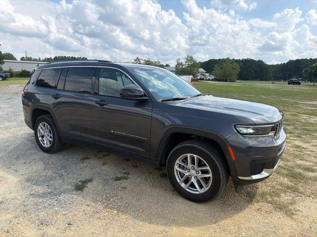 2023 Jeep Grand Cherokee L Laredo 4x2