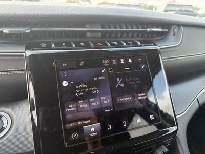 2023 Jeep Grand Cherokee L Laredo 4x2