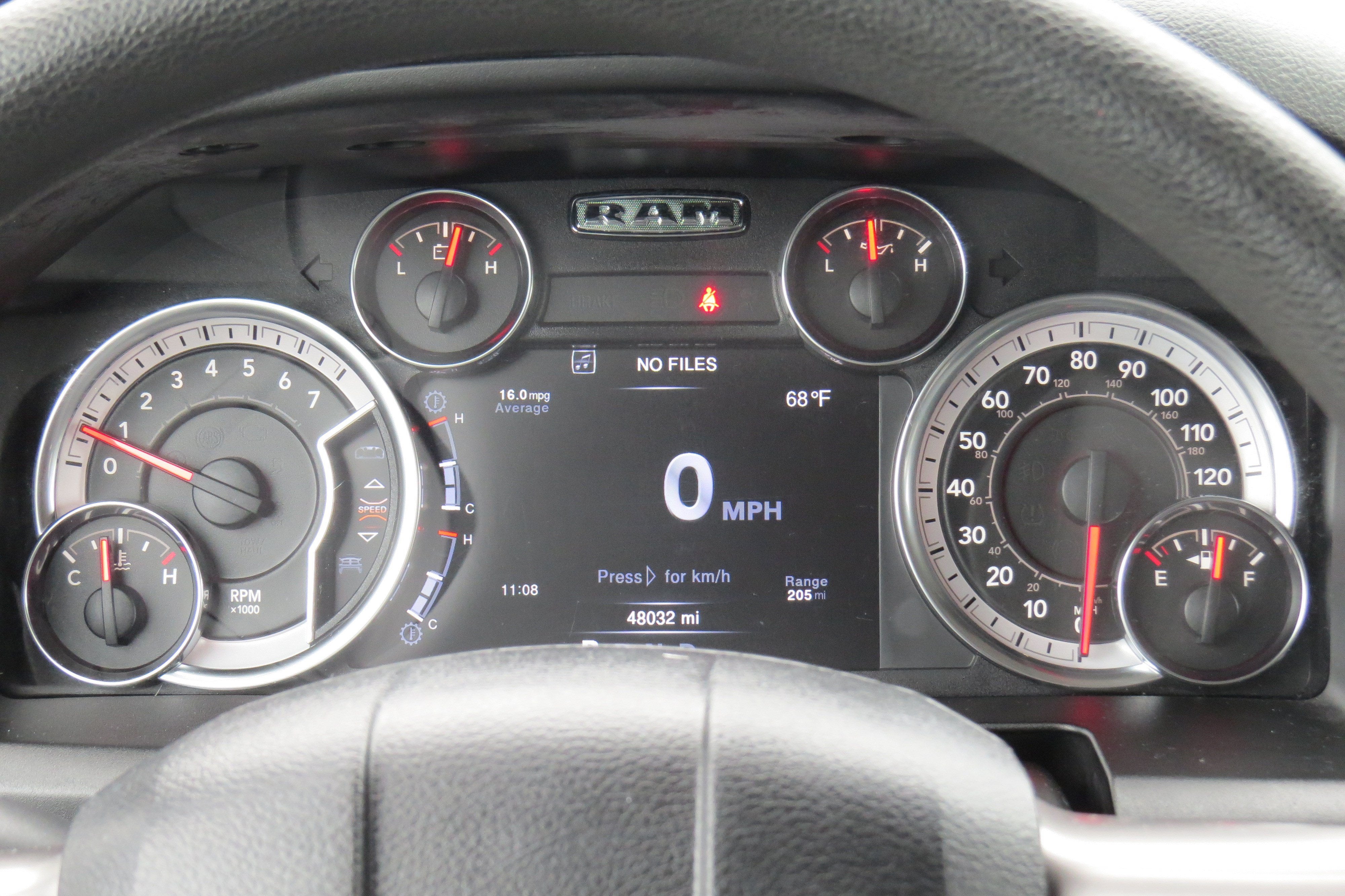 2023 RAM 1500 Classic SLT Crew Cab 4x2 5'7" Box