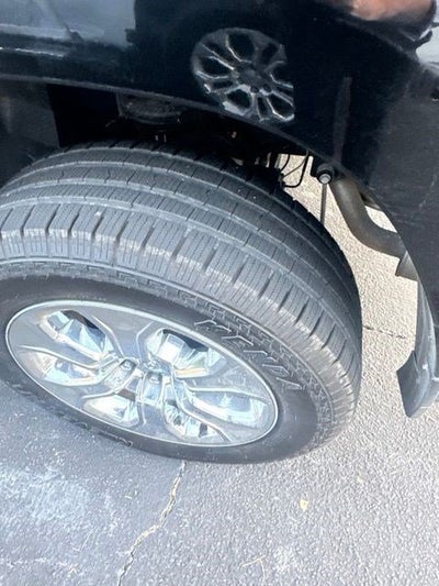 2023 RAM 1500 Big Horn Crew Cab 4x4 5'7" Box