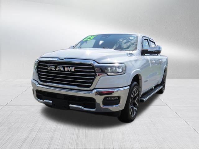 2025 RAM 1500 Laramie Crew Cab 4x4 5'7" Box