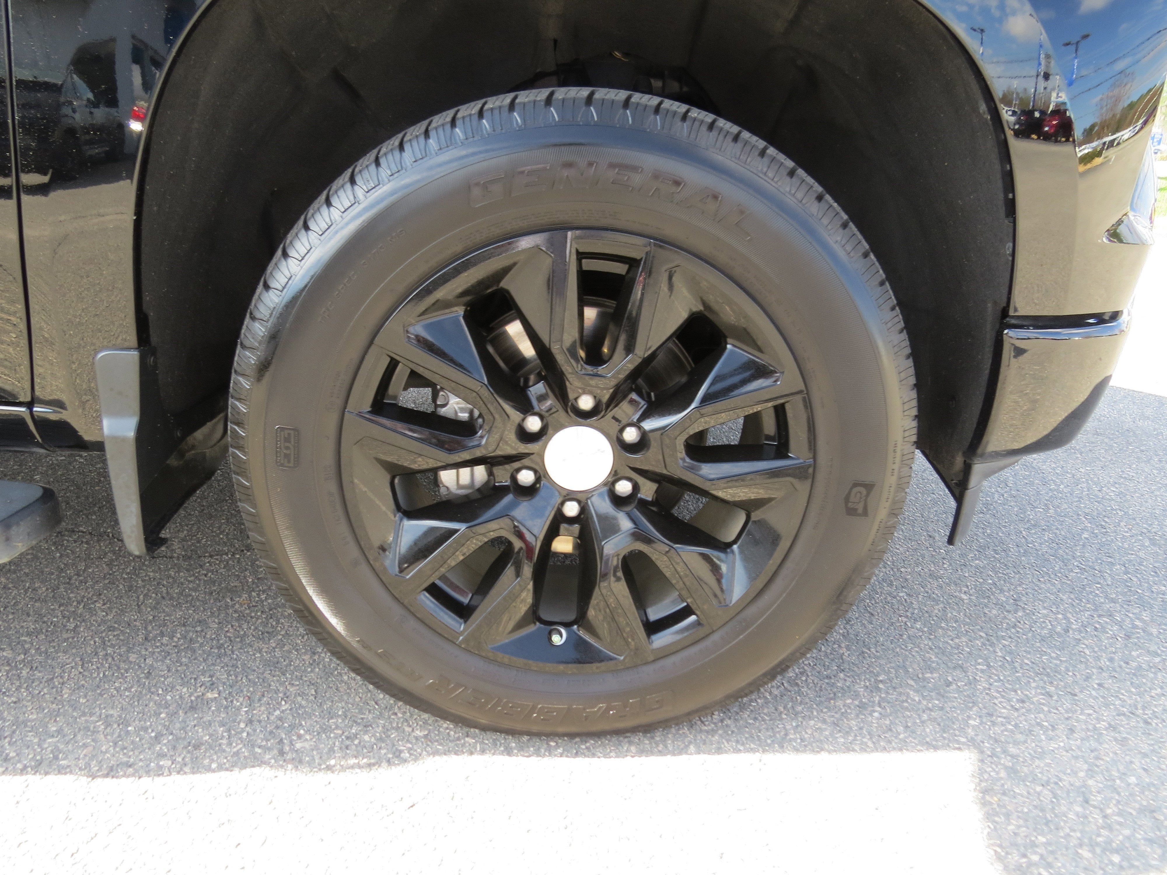 2024 Chevrolet Silverado 1500 Custom