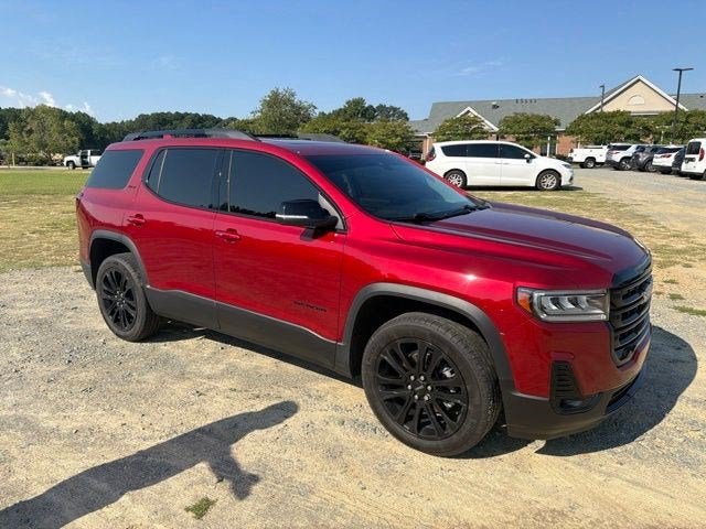 2023 GMC Acadia SLT