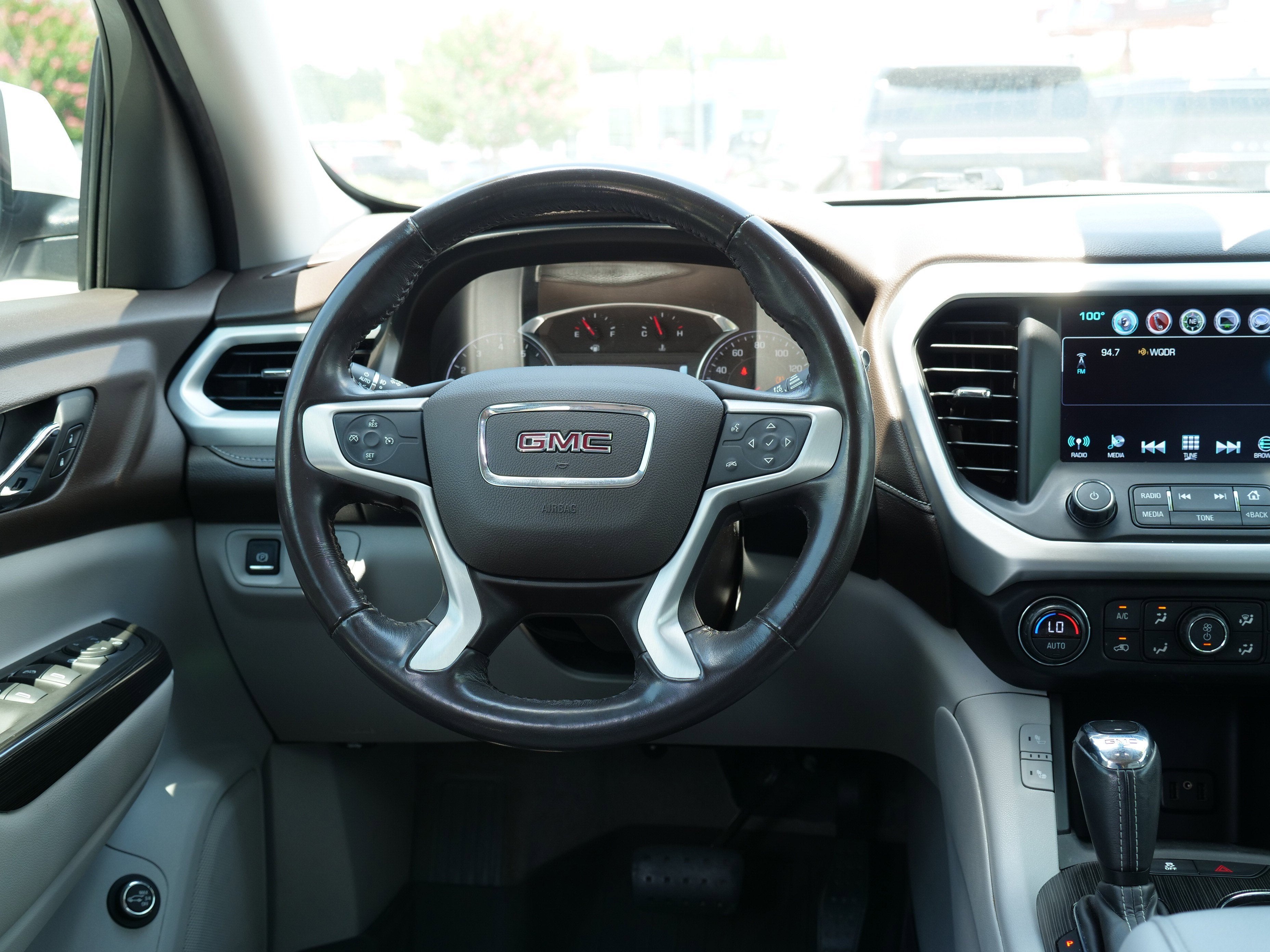 2019 GMC Acadia SLT
