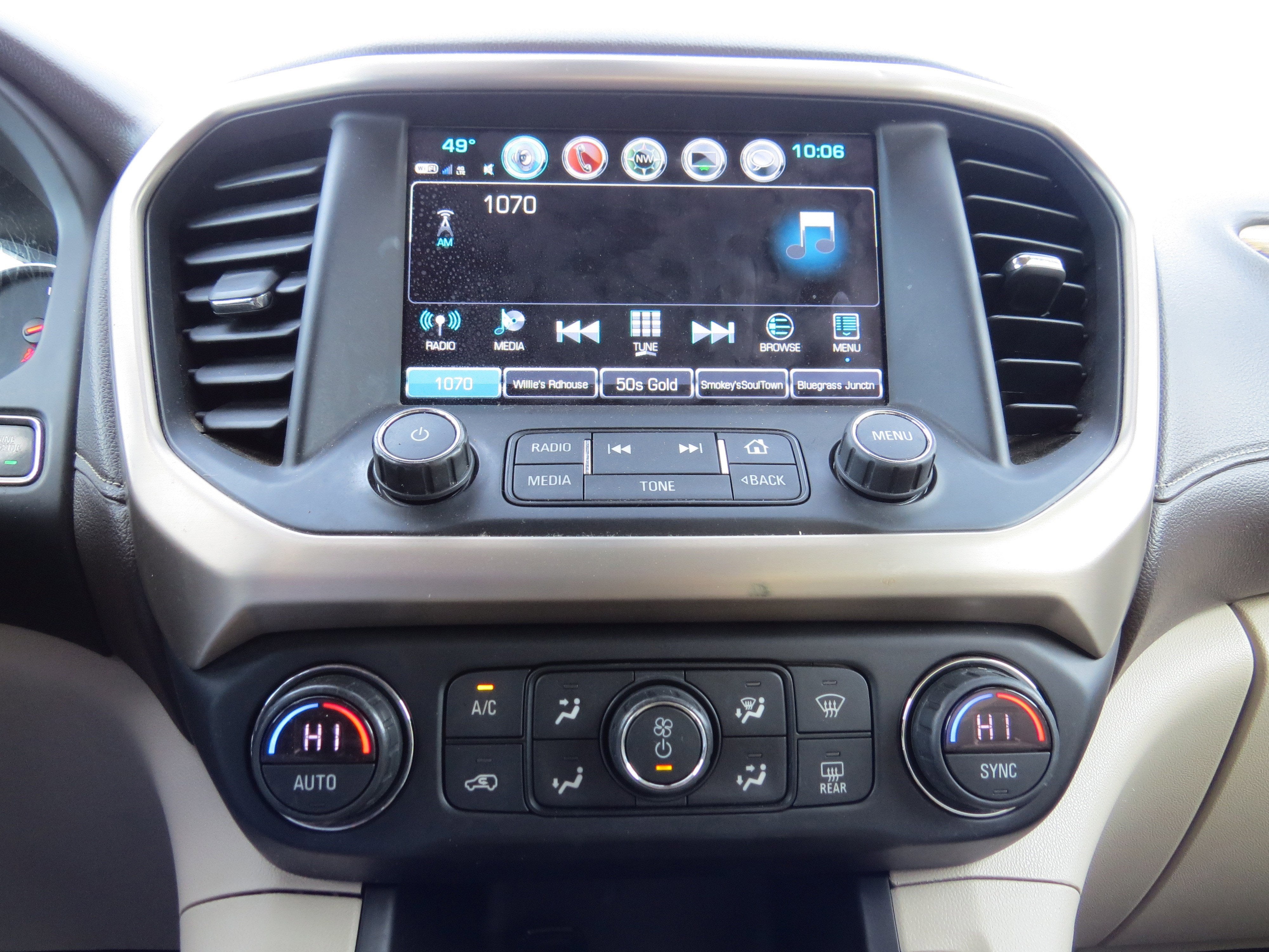 2019 GMC Acadia Denali