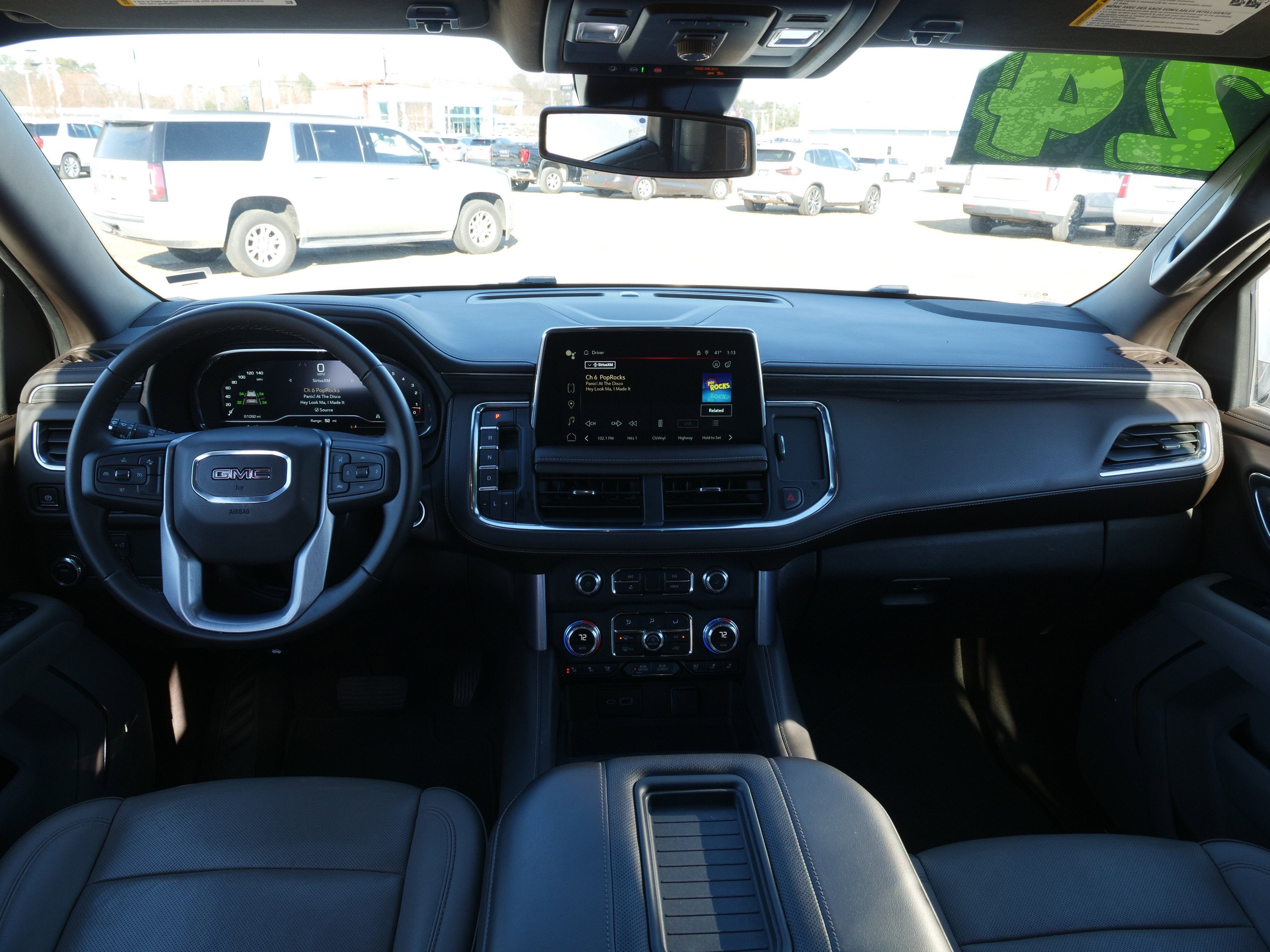 2024 GMC Yukon XL SLT