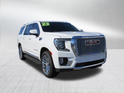 2023 GMC Yukon XL SLT