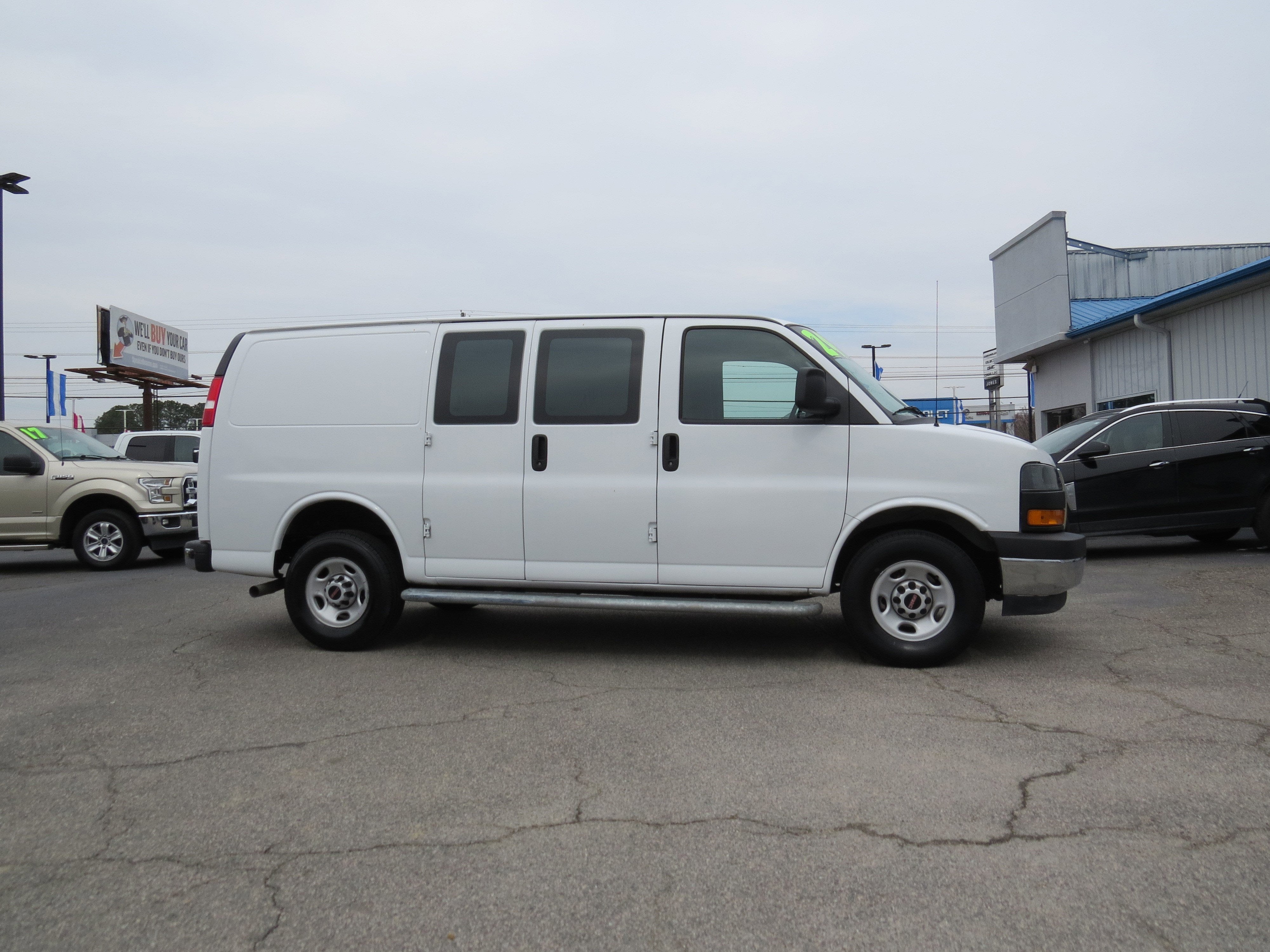 2024 GMC Savana Cargo 2500 Work Van