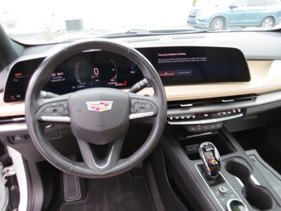 2024 Cadillac XT4 Luxury