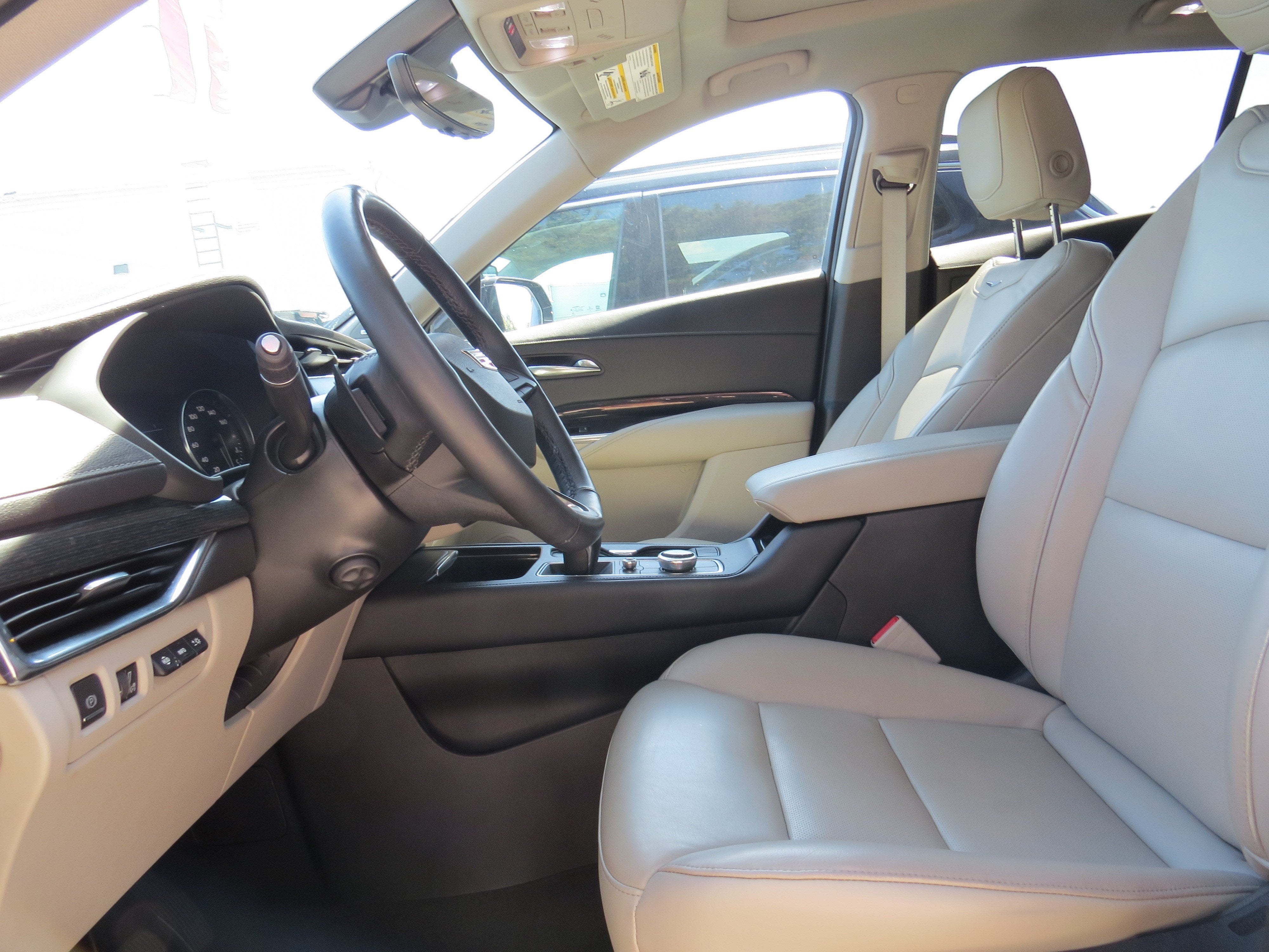 2019 Cadillac XT4 AWD Premium Luxury