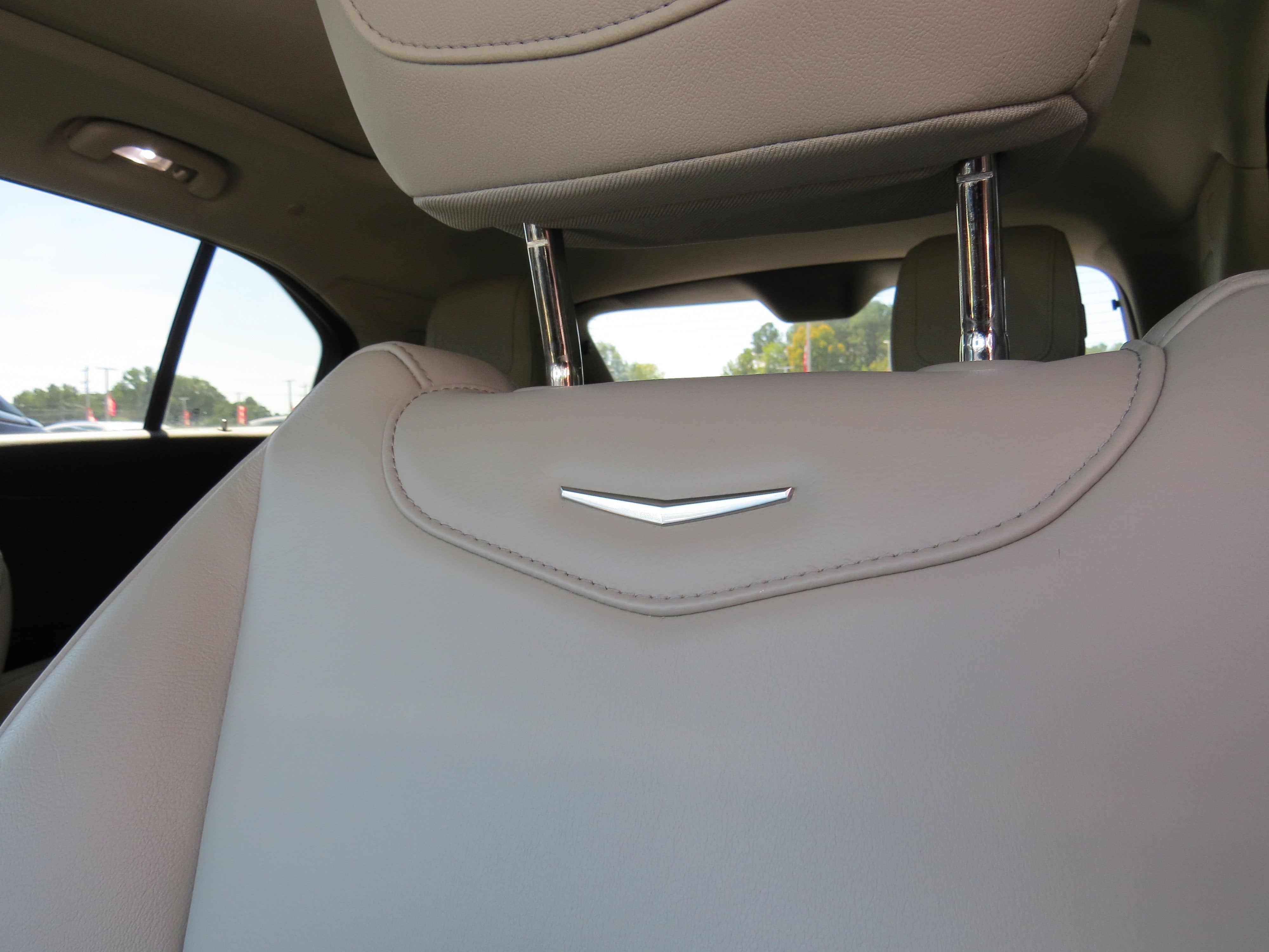 2019 Cadillac XT4 AWD Premium Luxury