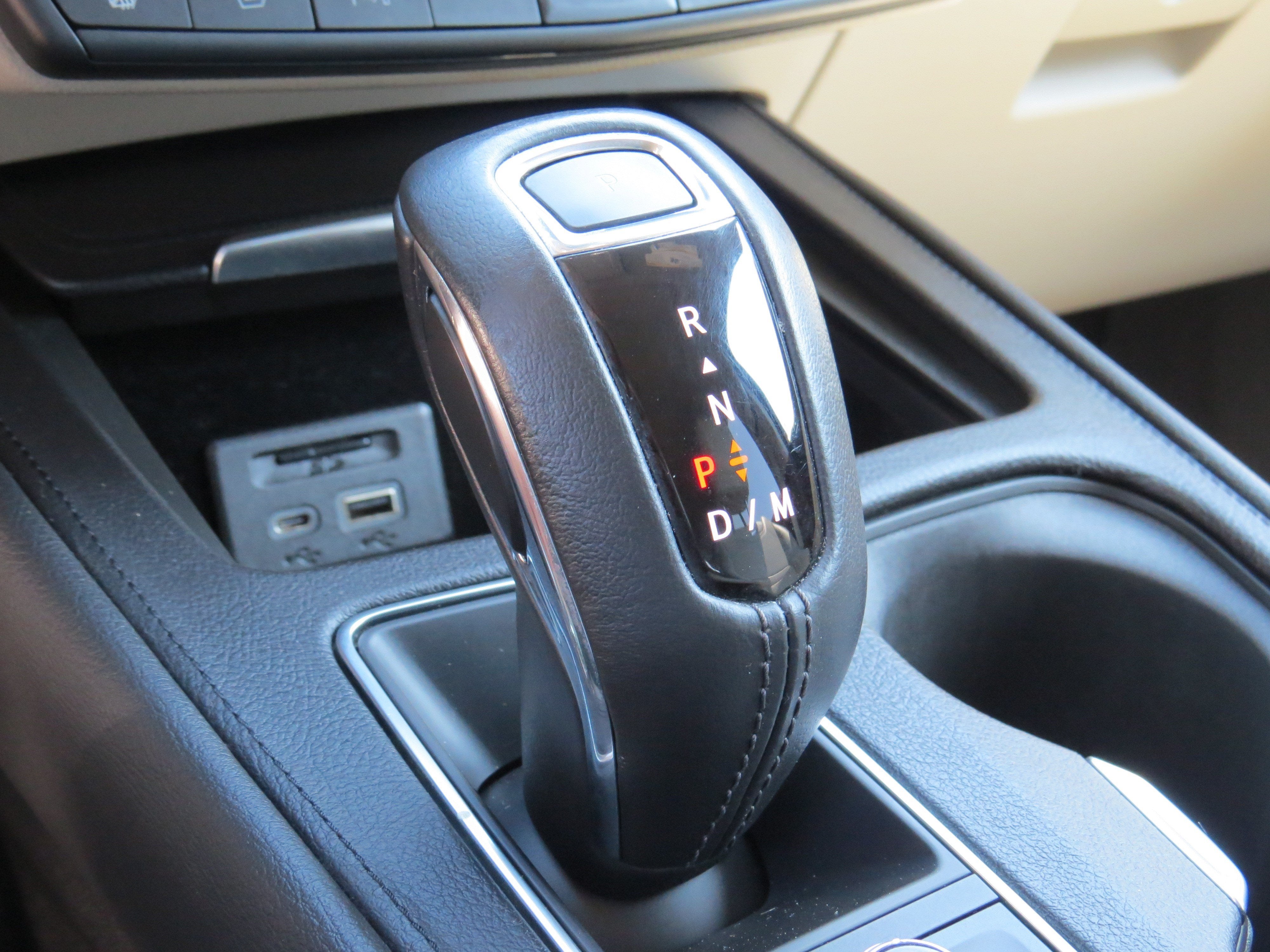 2019 Cadillac XT4 AWD Premium Luxury