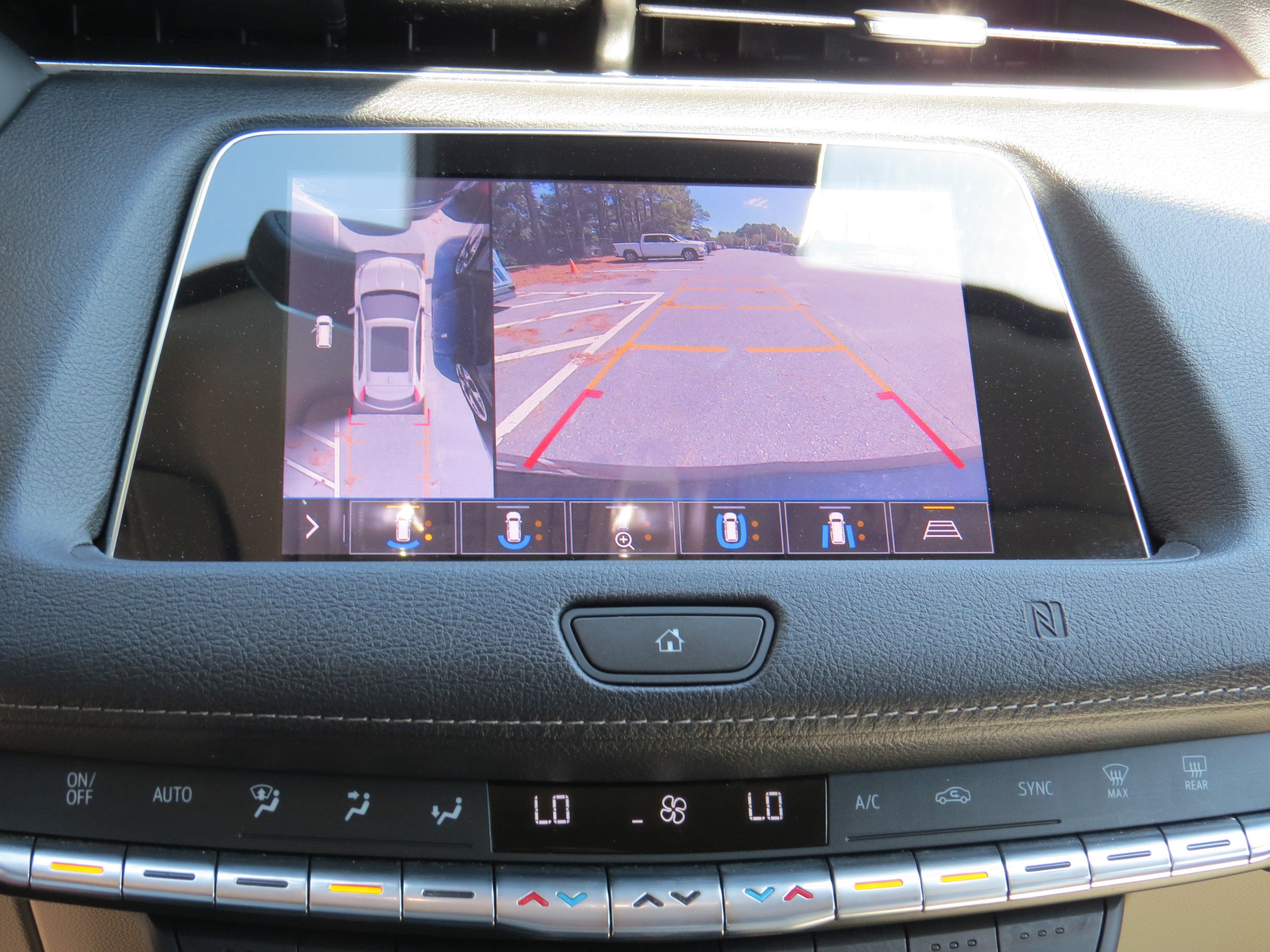 2019 Cadillac XT4 AWD Premium Luxury