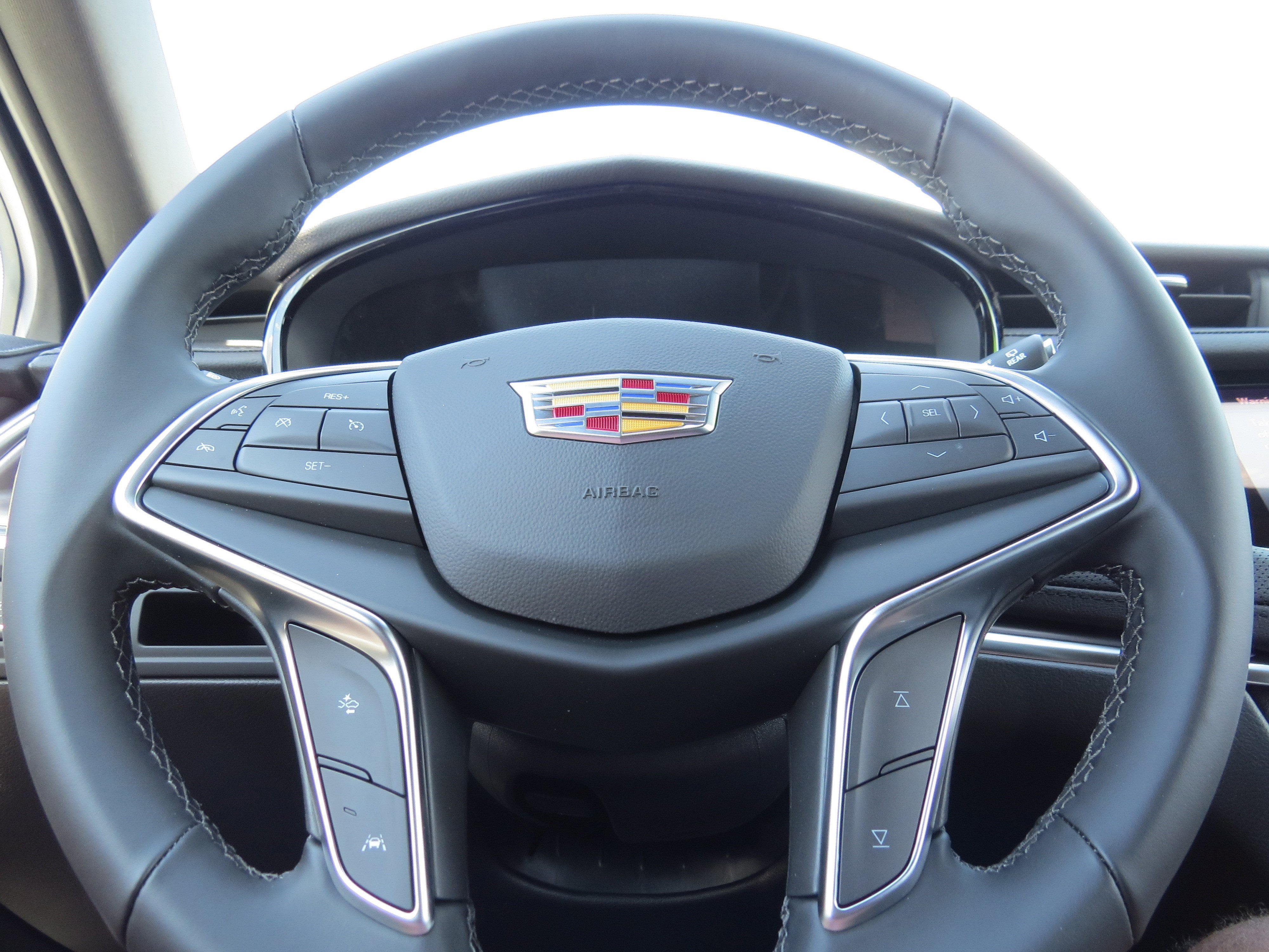 2026 Cadillac XT5 Luxury