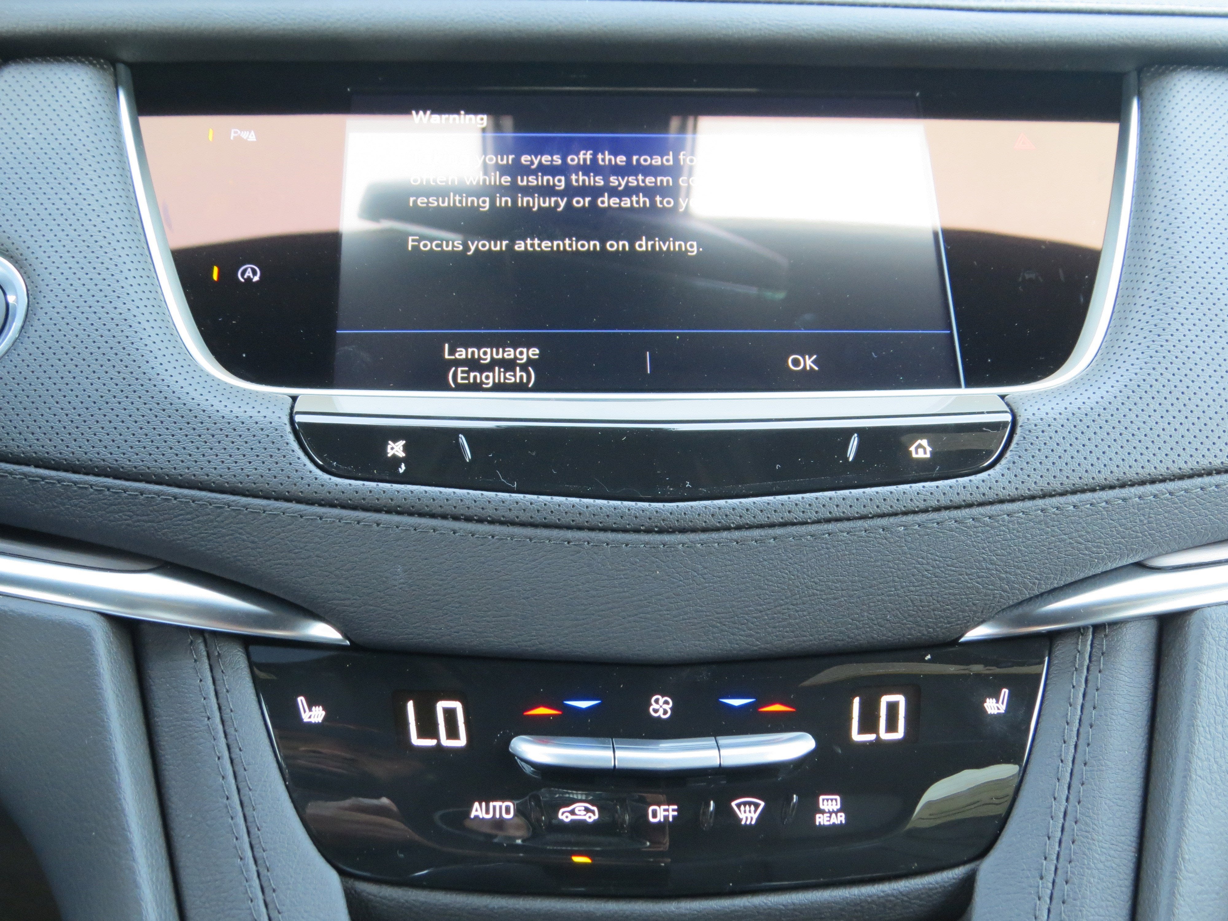 2026 Cadillac XT5 Luxury