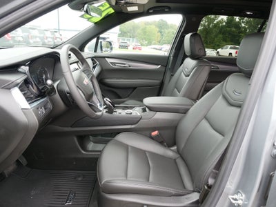 2025 Cadillac XT6 Luxury