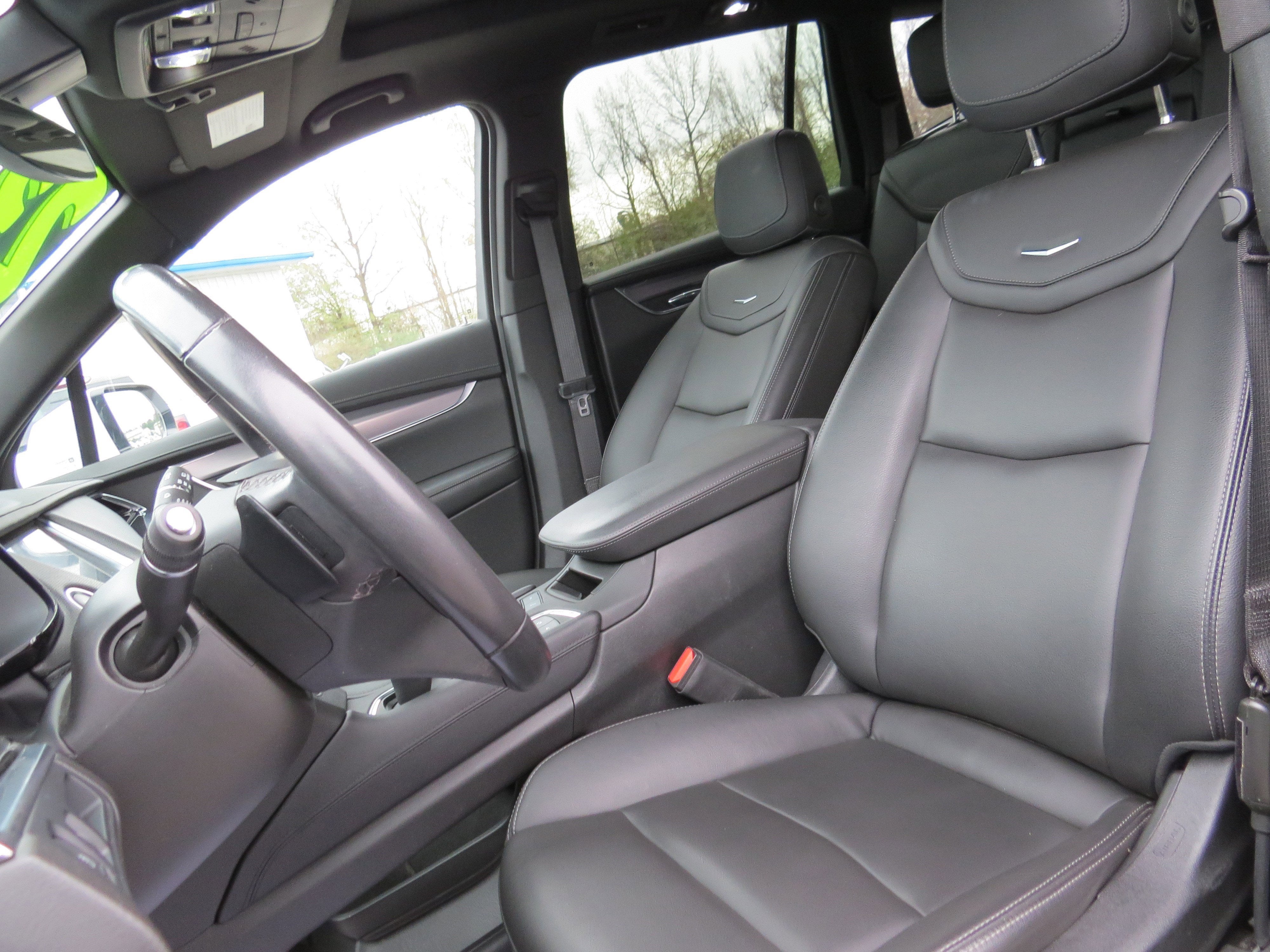 2023 Cadillac XT6 Luxury