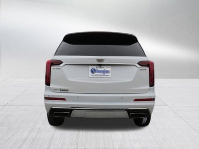 2023 Cadillac XT6 Luxury