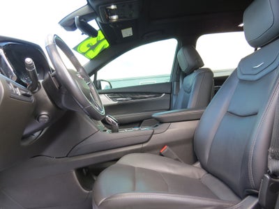 2023 Cadillac XT6 Premium Luxury