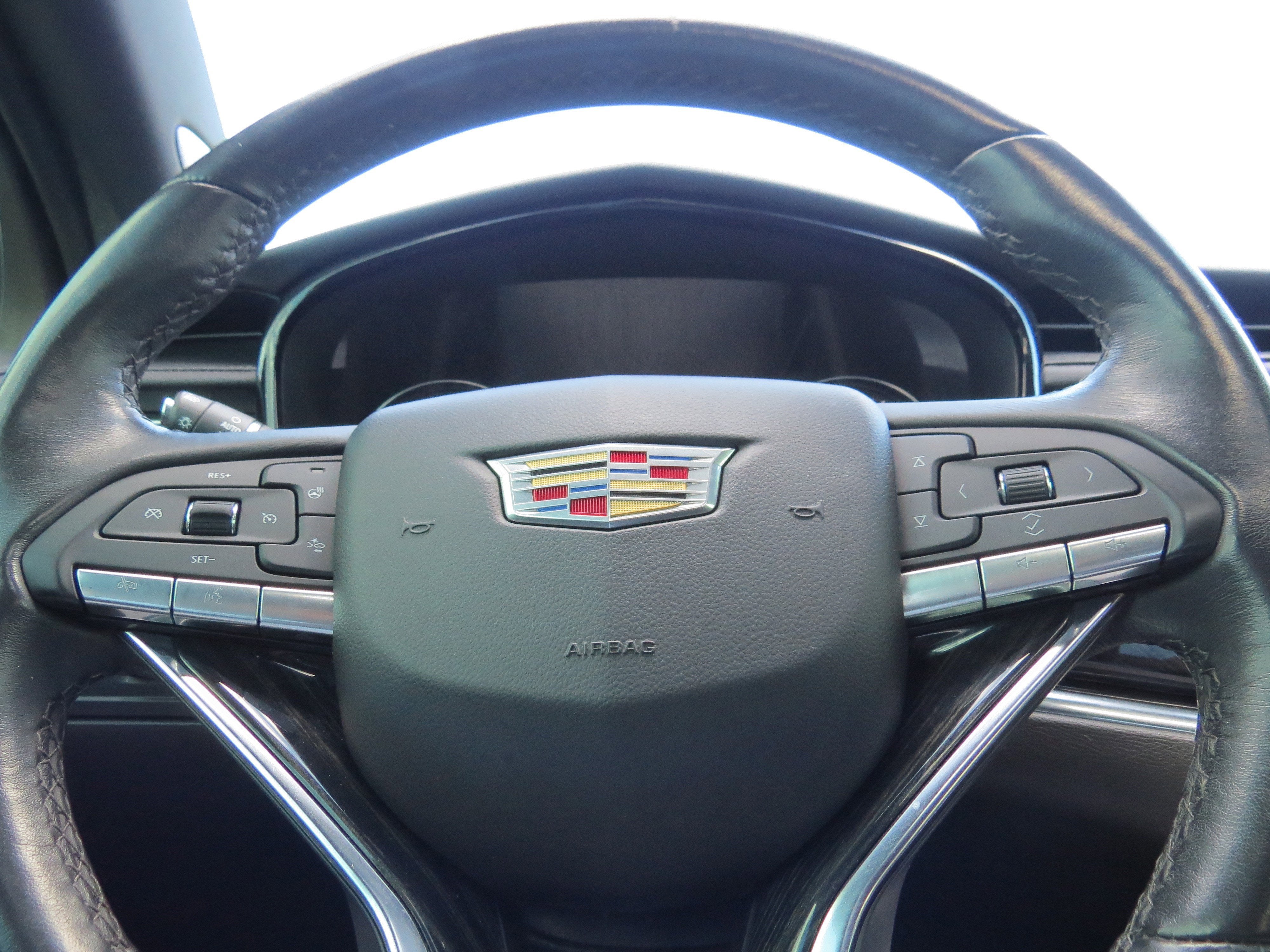 2023 Cadillac XT6 Premium Luxury