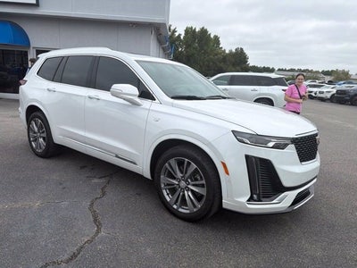 2024 Cadillac XT6 Premium Luxury