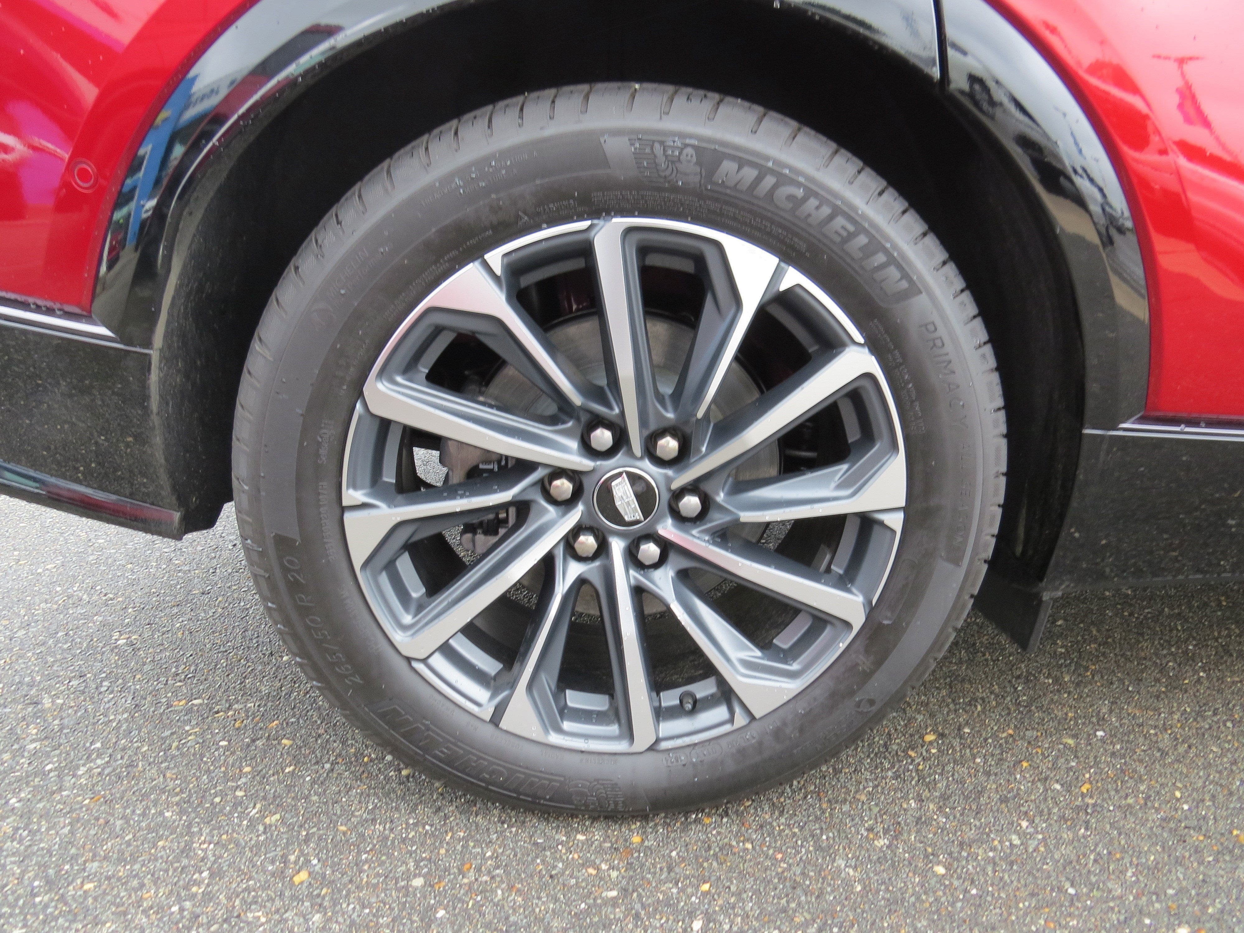 2025 Cadillac LYRIQ Sport 2