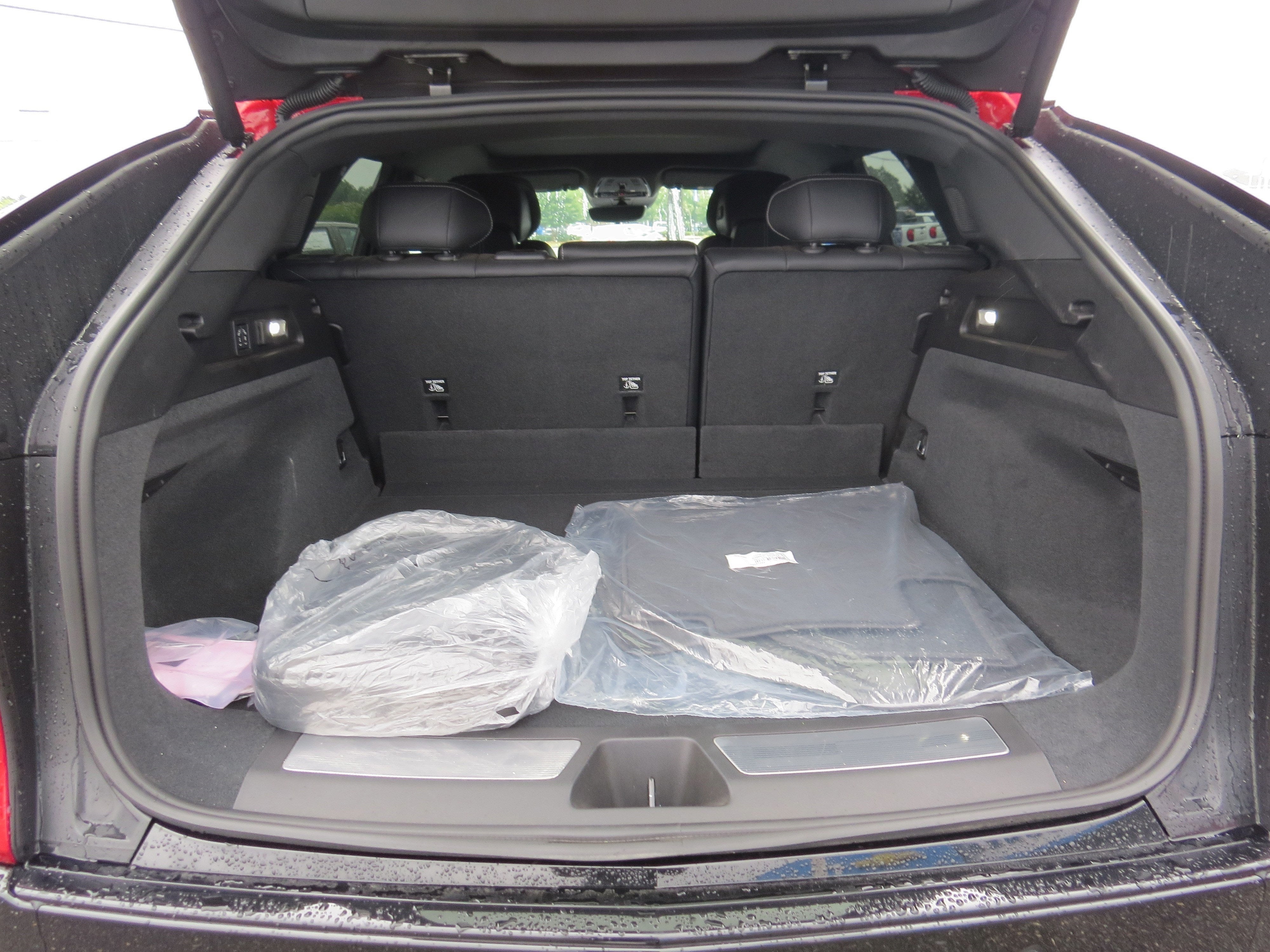 2025 Cadillac LYRIQ Sport 2