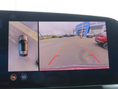 2025 Cadillac LYRIQ Sport 2