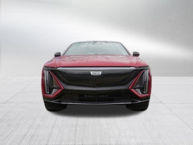 2025 Cadillac LYRIQ Sport 2