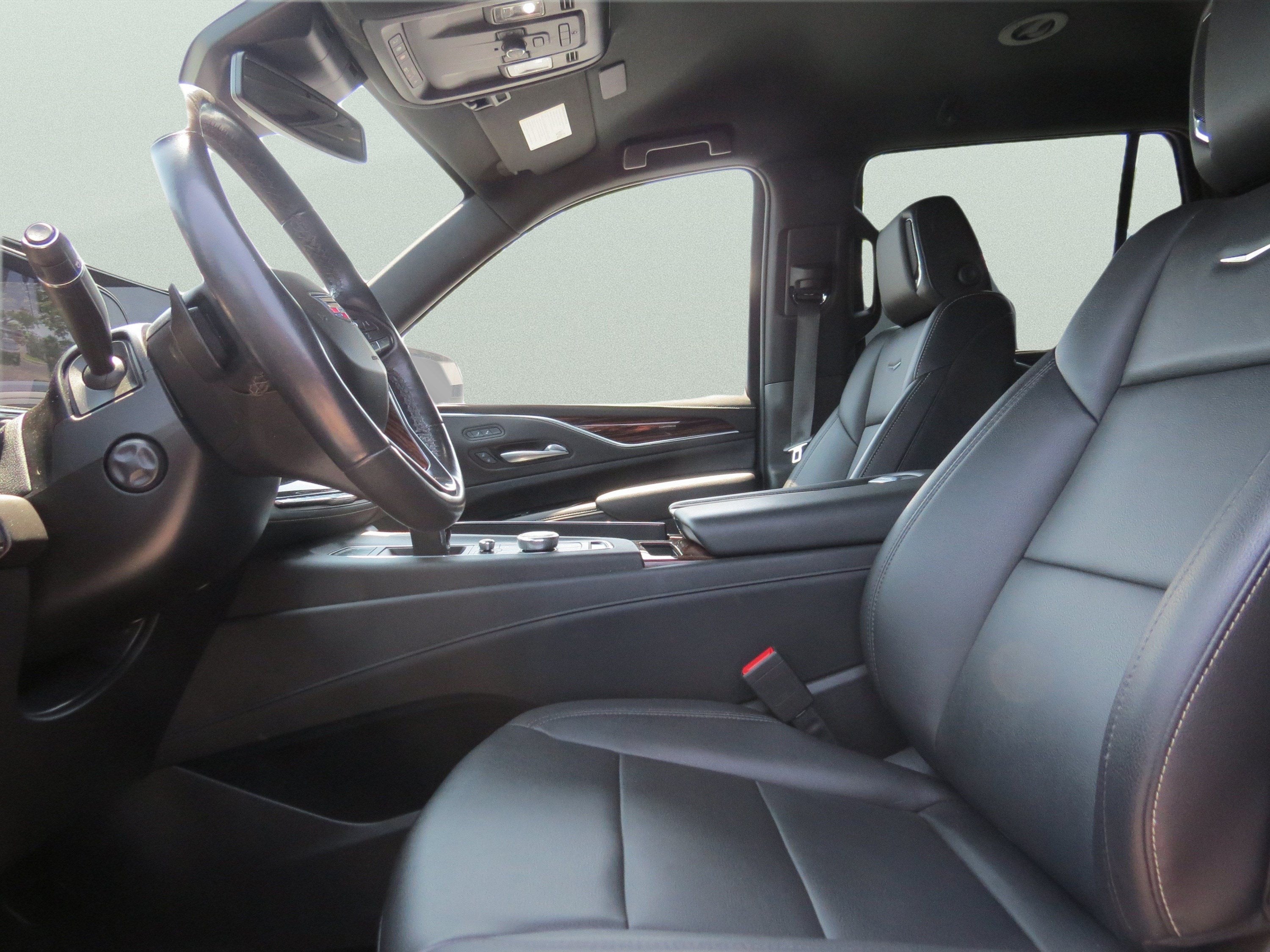 2022 Cadillac Escalade Luxury