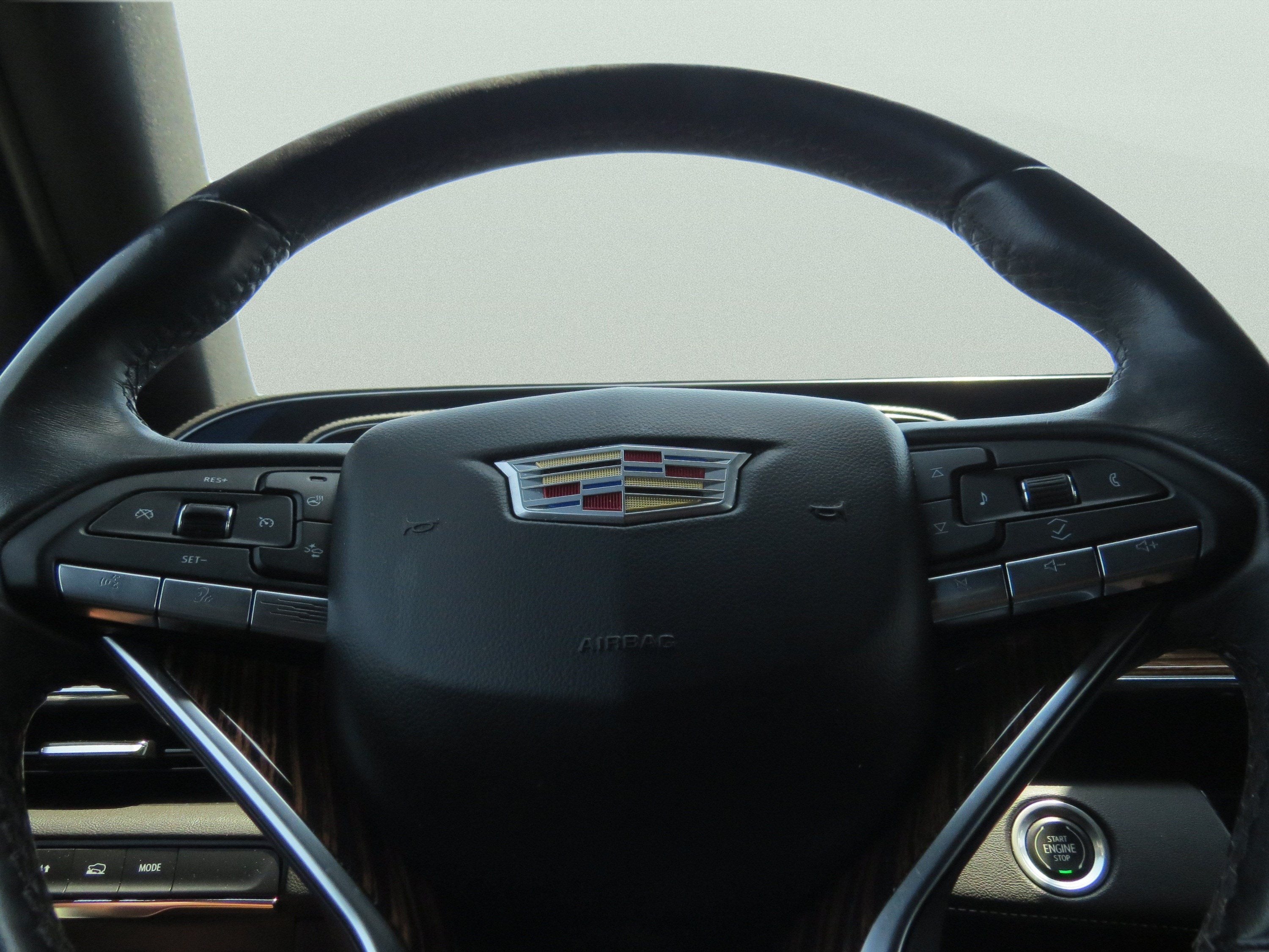2022 Cadillac Escalade Luxury