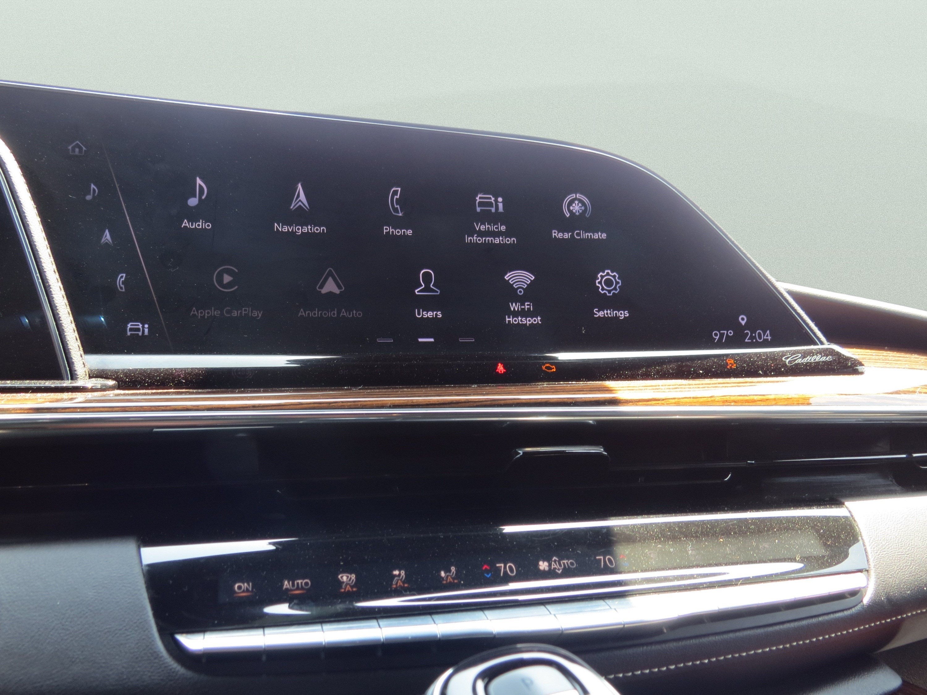 2022 Cadillac Escalade Luxury