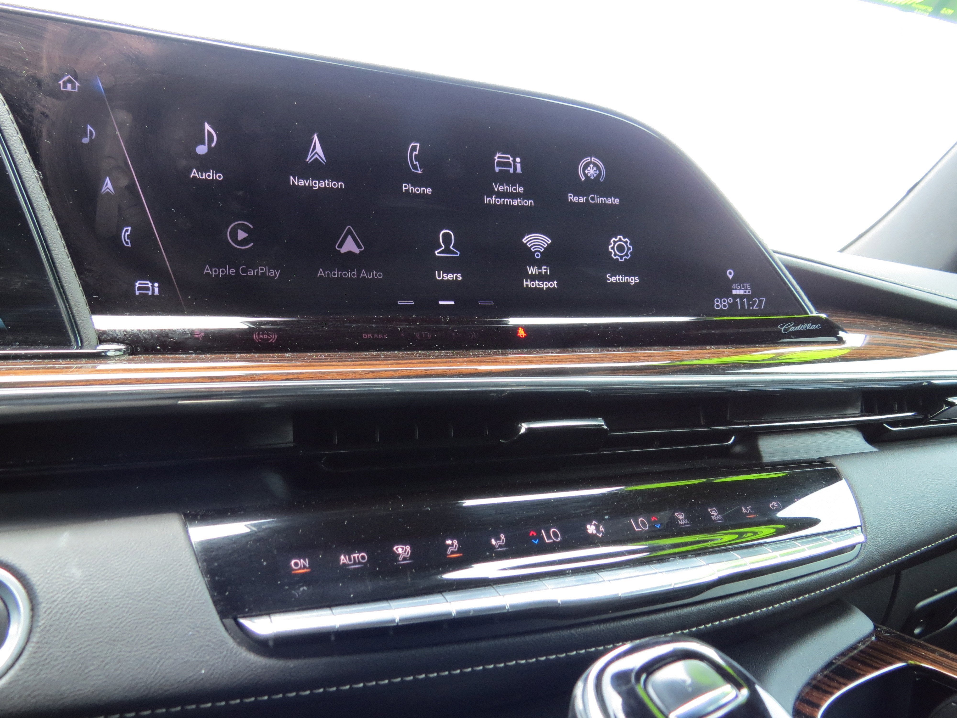 2023 Cadillac Escalade ESV Premium Luxury