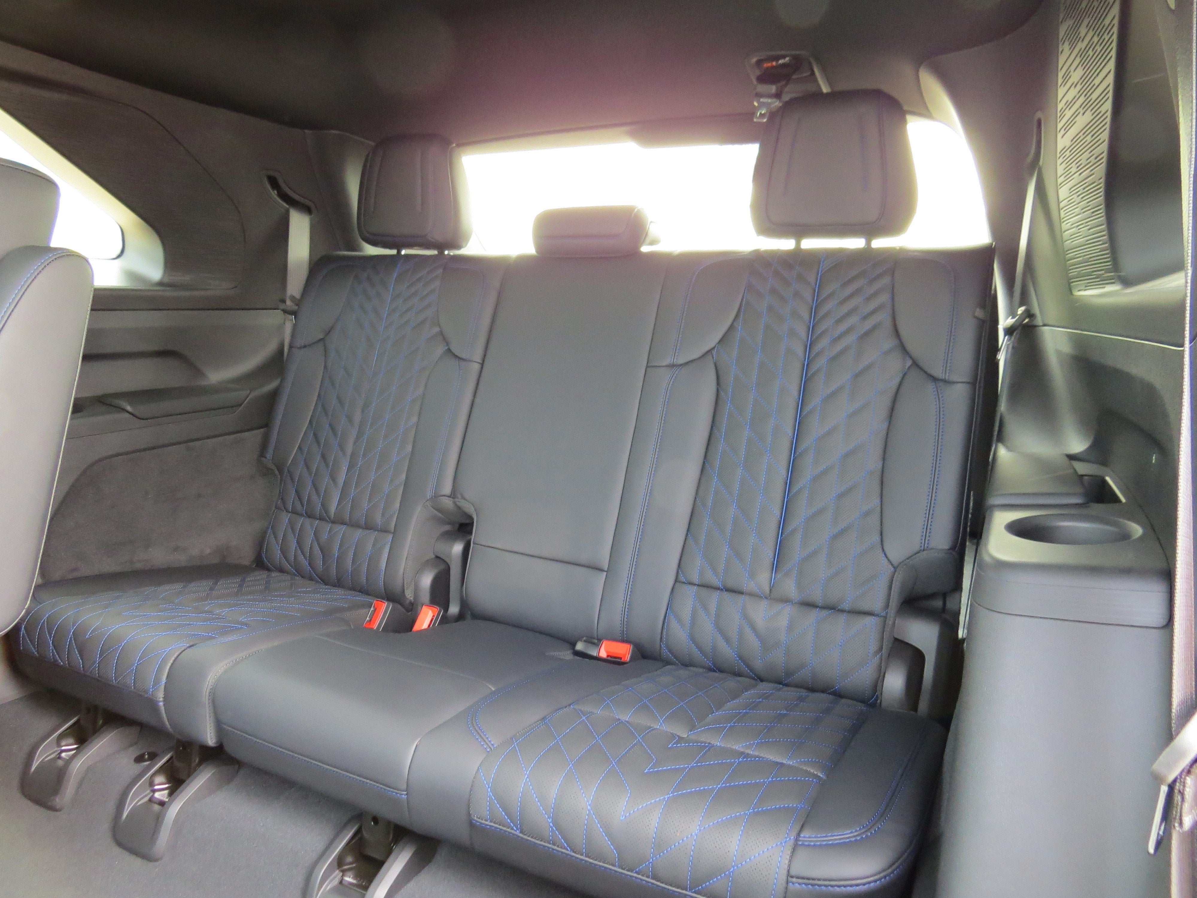 2025 Cadillac ESCALADE IQ Luxury 1