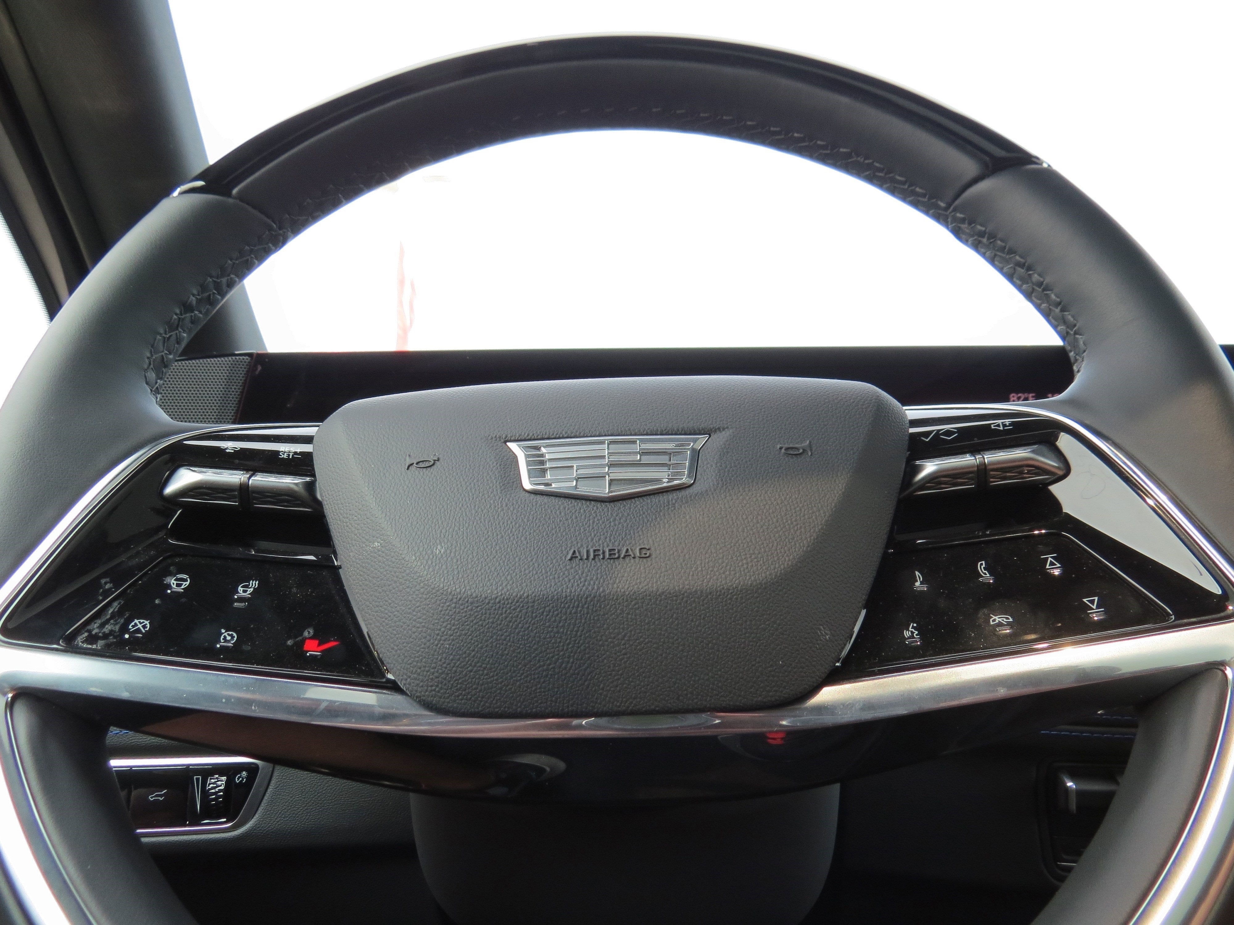 2025 Cadillac ESCALADE IQ Luxury 1