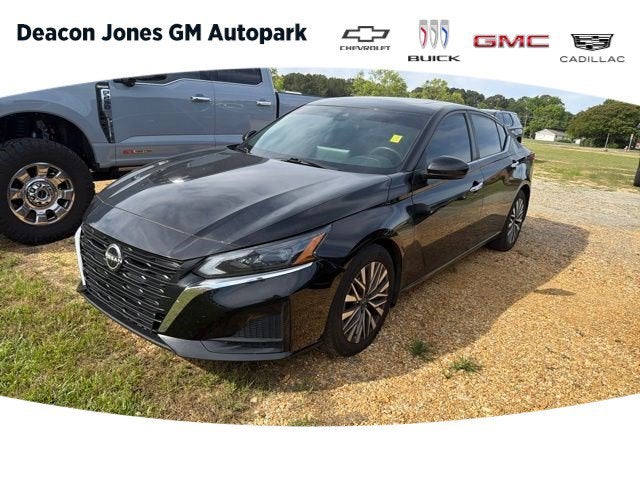 2023 Nissan Altima SV FWD