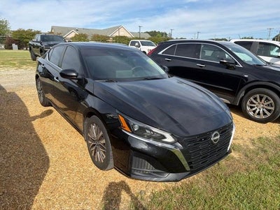 2023 Nissan Altima SV FWD