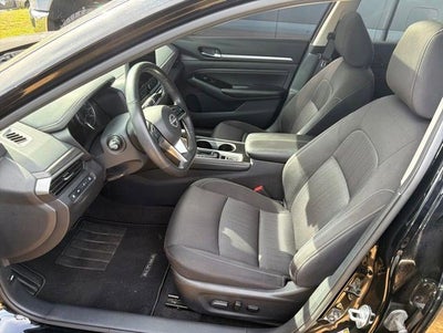 2023 Nissan Altima SV FWD
