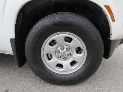 2022 Nissan Frontier S