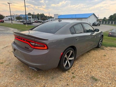 2017 Dodge Charger SXT