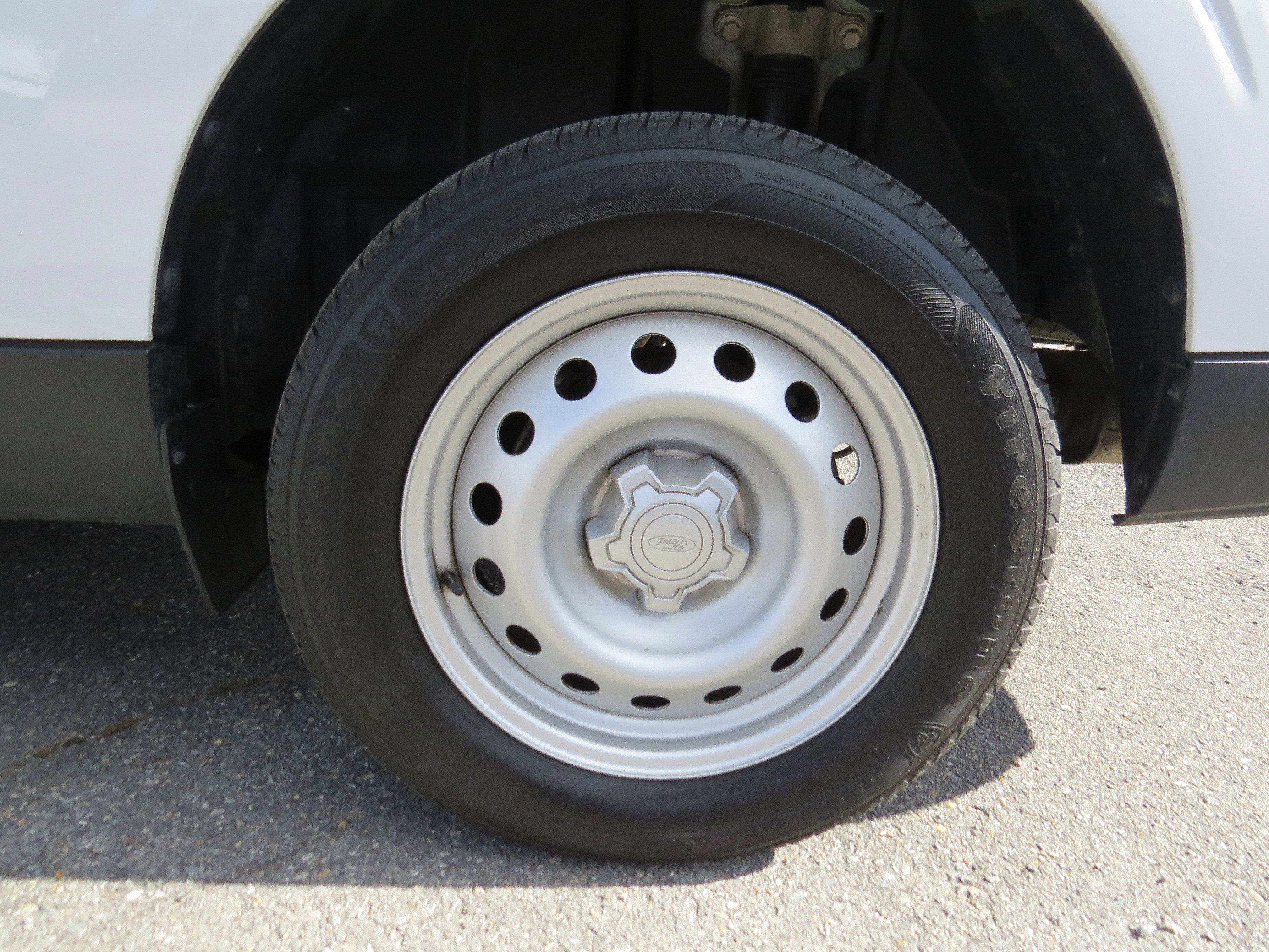 2022 Ford Maverick XL