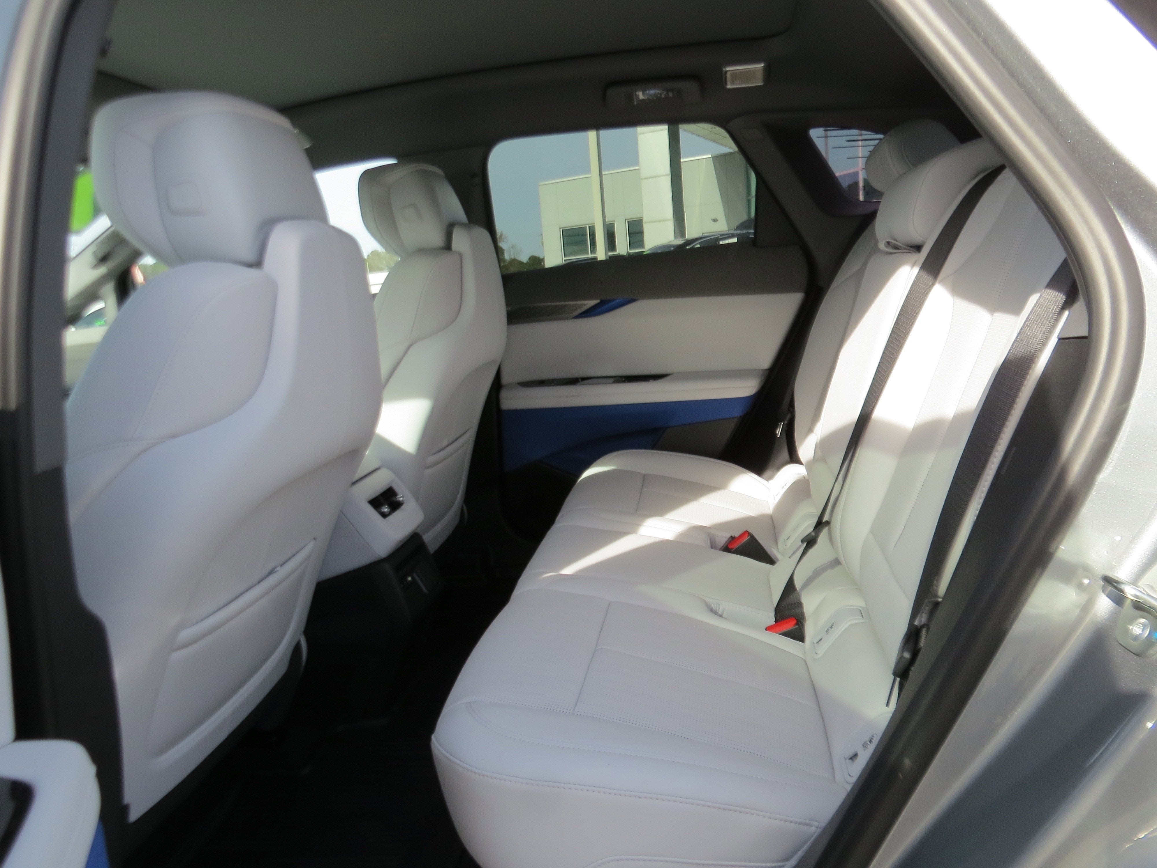 2026 Cadillac OPTIQ Premium Luxury