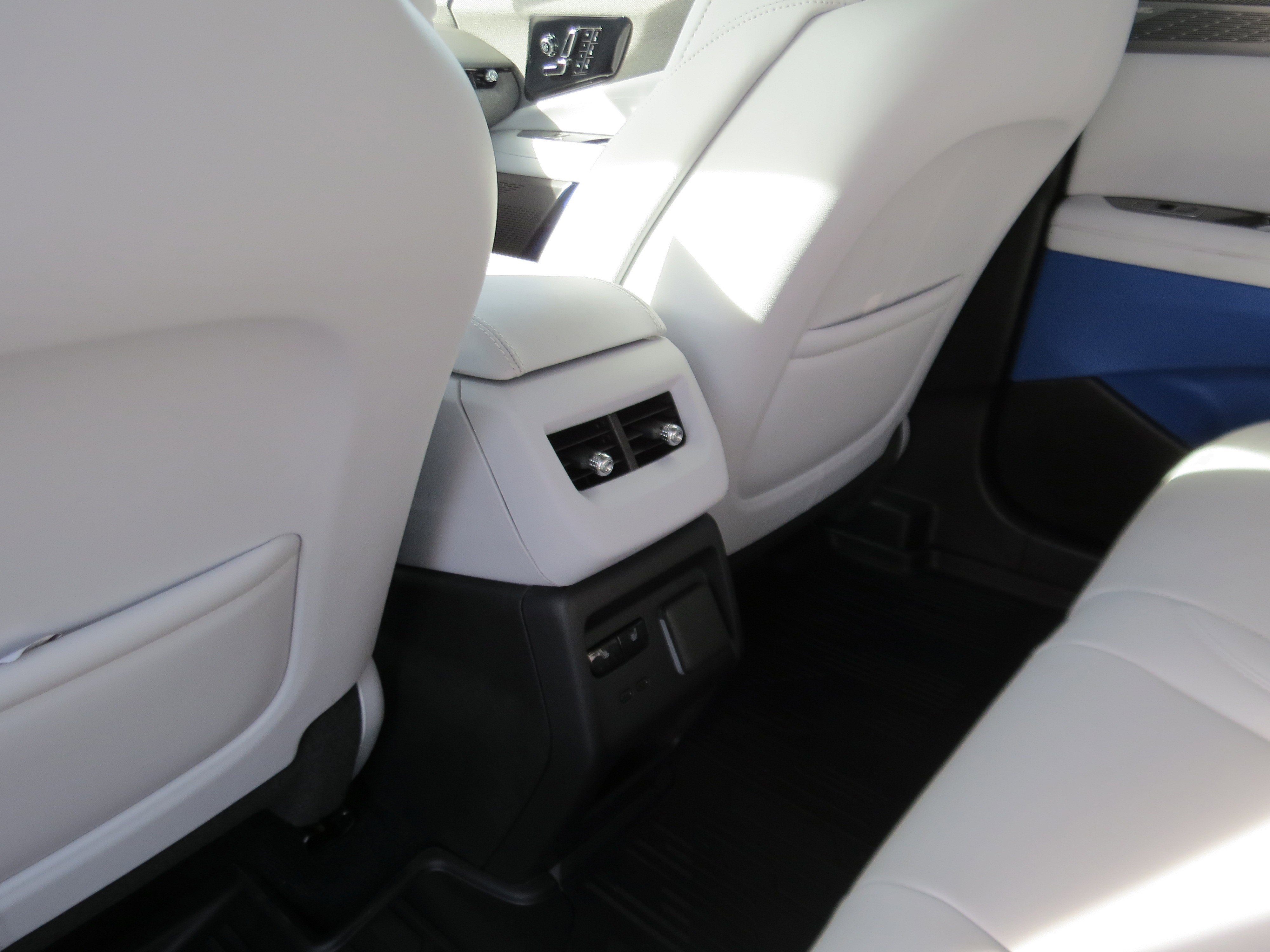 2026 Cadillac OPTIQ Premium Luxury