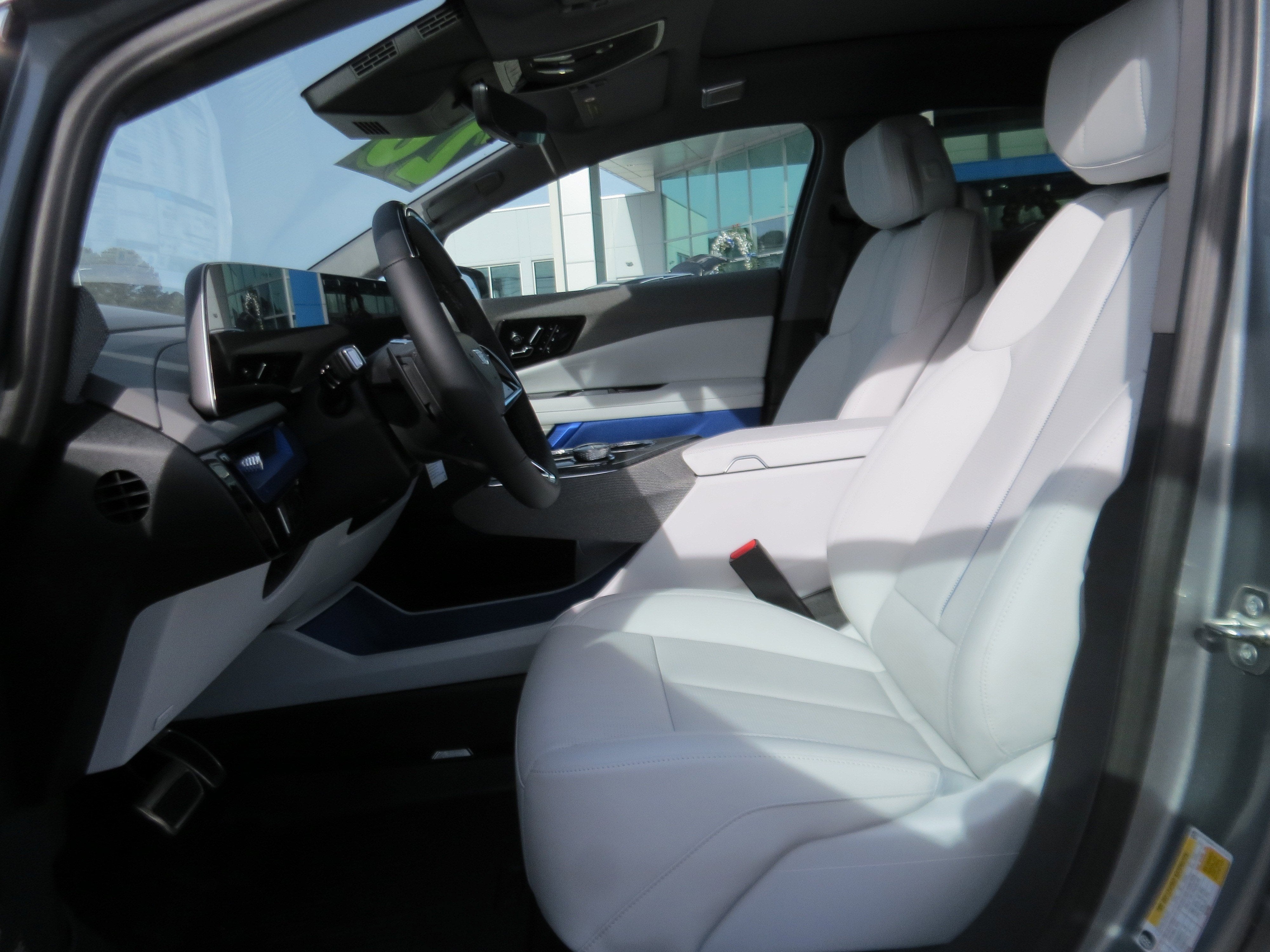 2026 Cadillac OPTIQ Premium Luxury