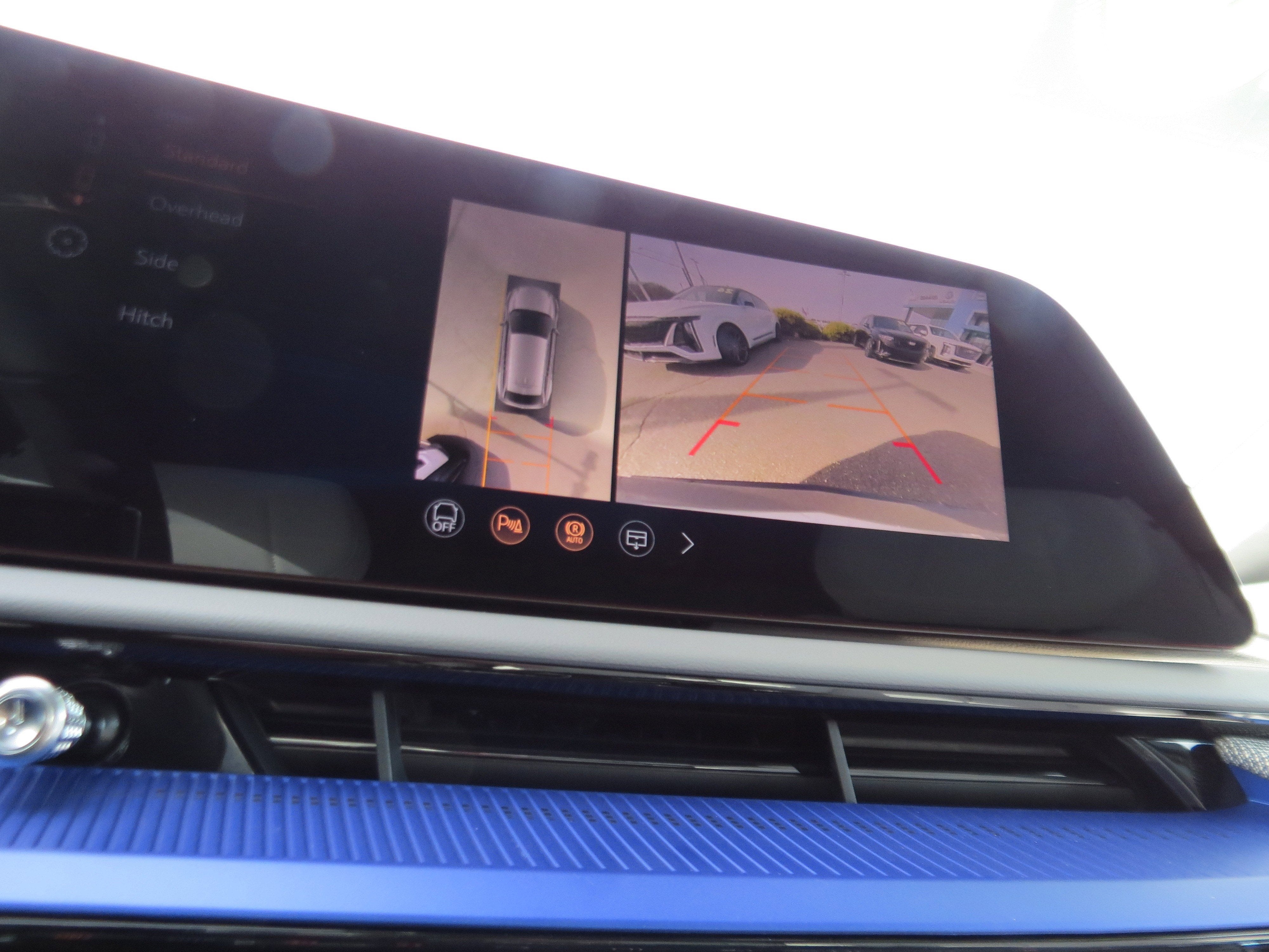 2026 Cadillac OPTIQ Premium Luxury